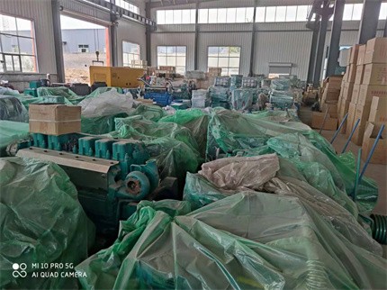 柴油發(fā)電機組 柴油發(fā)電機組