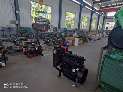 柴油發(fā)電機組 柴油發(fā)電機組